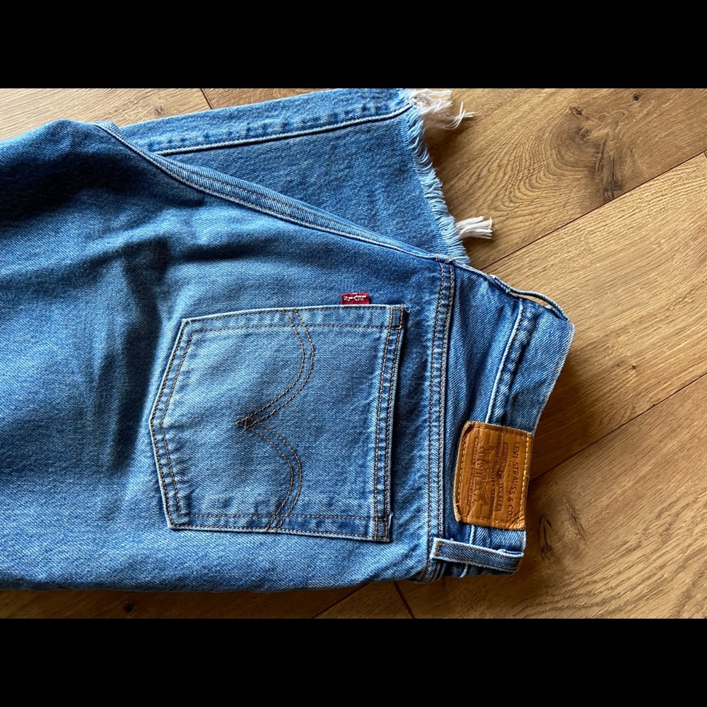 Wedgie Straight Leg LEVIs